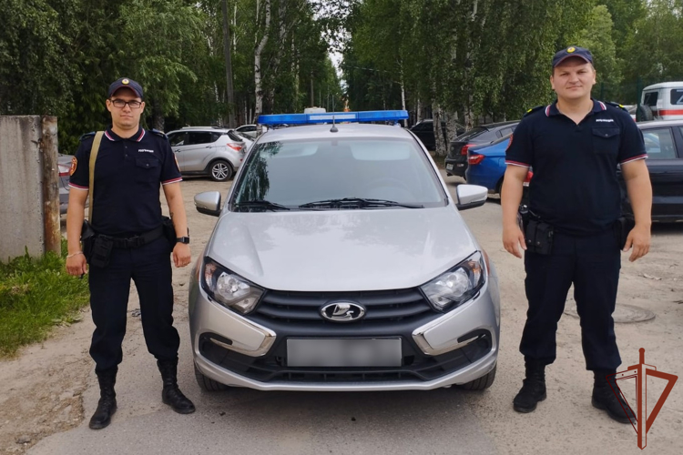 Подразделения вневедомственной охраны Росгвардии в Югре получили новые служебные автомобили