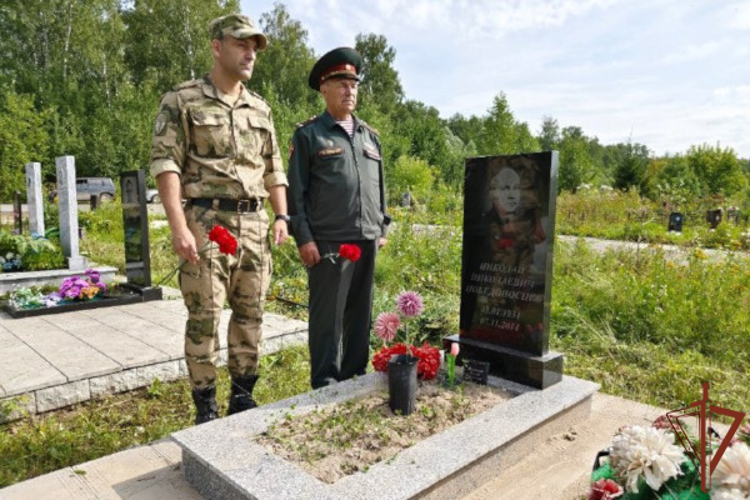 Всероссийская акция Росгвардии «На страже памяти» прошла в Томской области