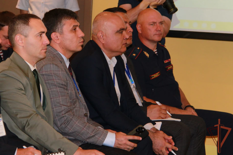 Итоги служебной деятельности подразделений вневедомственной охраны Росгвардии подвели на совещании-семинаре в Новосибирске (видео)
