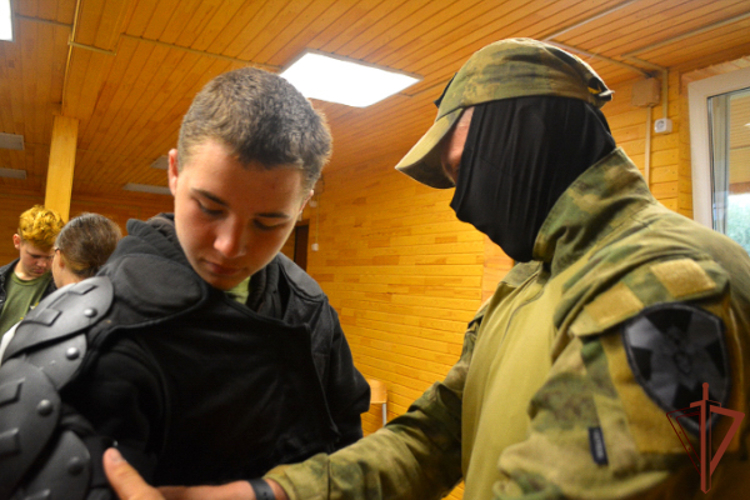 Патриотические мероприятия Росгвардии для детей прошли на Урале