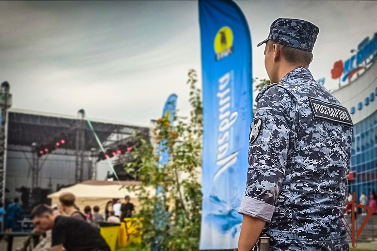 Подразделения Росгвардии обеспечили безопасность празднования Дня города Абакана