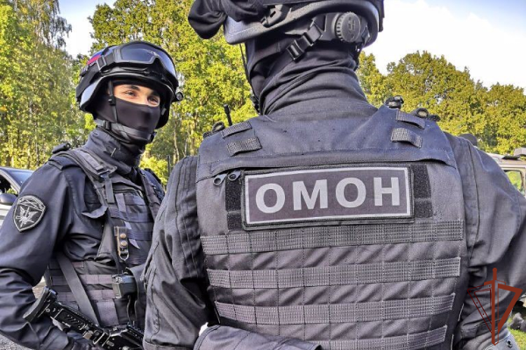 При силовой поддержке ОМОН Росгвардии задержаны организаторы незаконного оборота янтаря