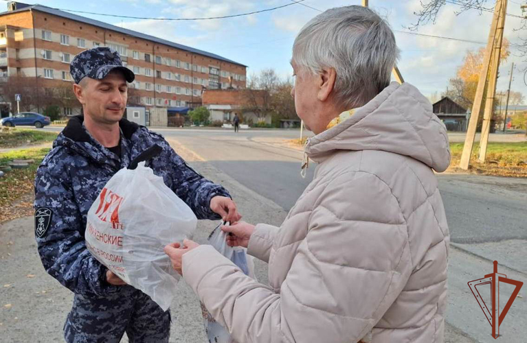 Ведомственная акция «Росгвардия – войска мира и добра» проходит в Тюменской области