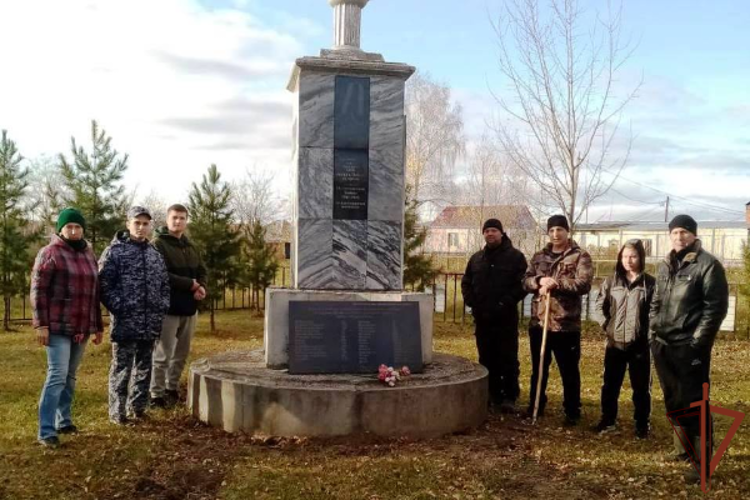 В Сибирском округе Росгвардии прошли мероприятия по сохранению памяти о защитниках Отечества