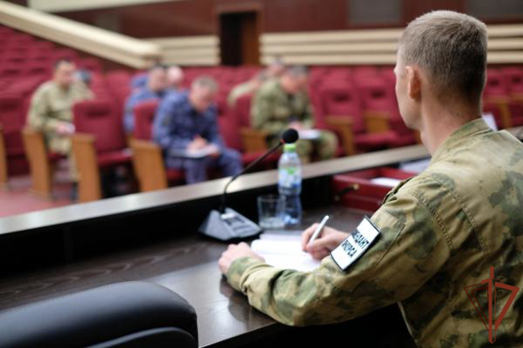 Конкурс на лучшего старшину прошел в Центральном округе Росгвардии