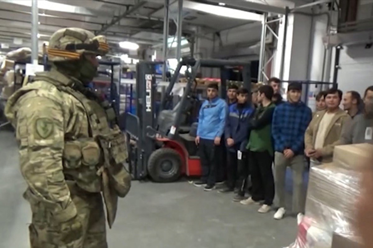 В Хабаровском крае при содействии ОМОН Росгвардии задержаны нарушители миграционного законодательства 