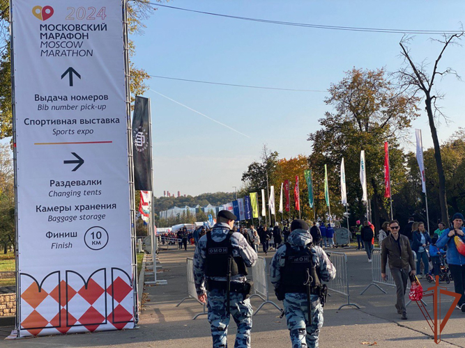 Росгвардейцы обеспечили безопасность массовых мероприятий в Москве