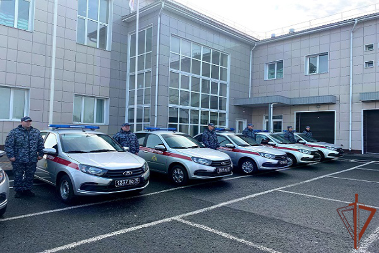 Парк служебных автомобилей вневедомственной охраны Росгвардии пополнился в Белгороде