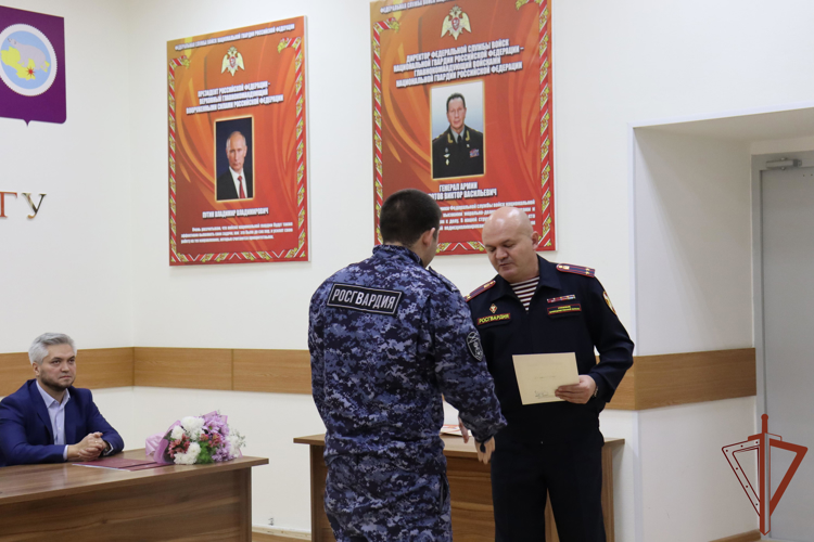 На Дальнем Востоке прошли мероприятия, приуроченные ко Дню образования подразделений вневедомственной охраны Росгвардии