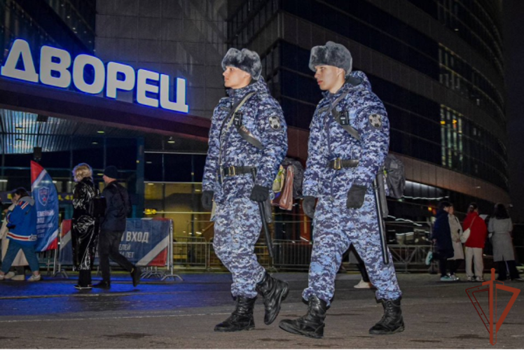 Росгвардейцы обеспечили безопасность матча КХЛ в Санкт-Петербурге