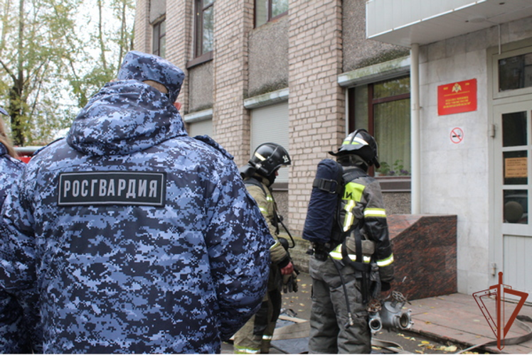 Пожарно-тактическое учение Росгвардии и МЧС прошло в Вологодской области