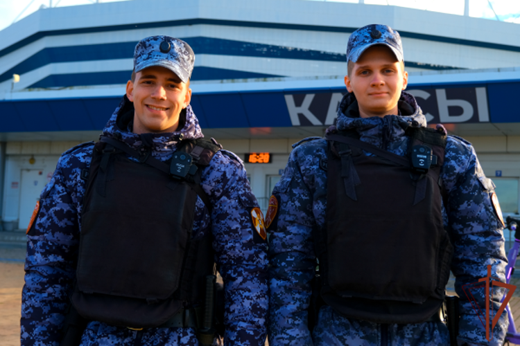 В Калининграде росгвардейцы обеспечили безопасность футбольного матча Первой лиги 