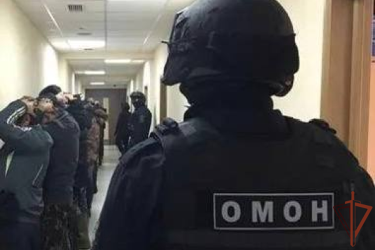При силовой поддержке спецназа Росгвардии в Воронежской области пресечены факты незаконной миграции 