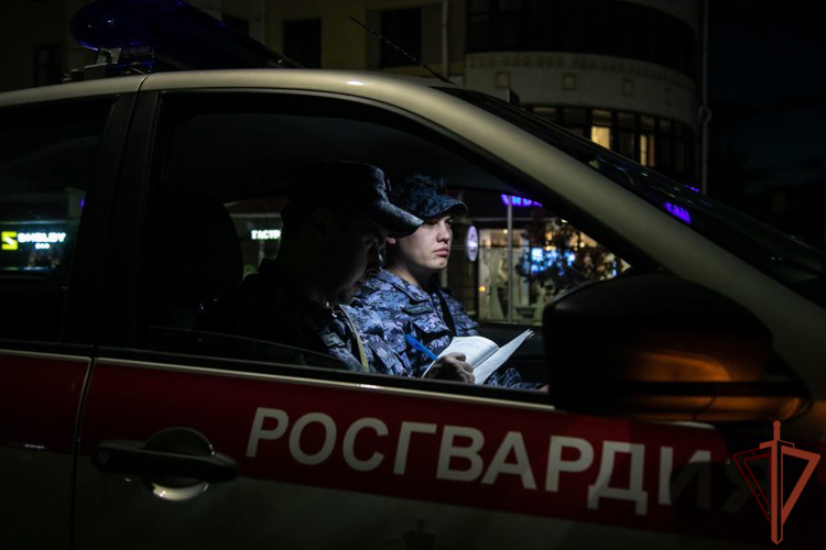 Росгвардейцы задержали в Свердловской области подозреваемого в краже драгоценностей в особо крупном размере