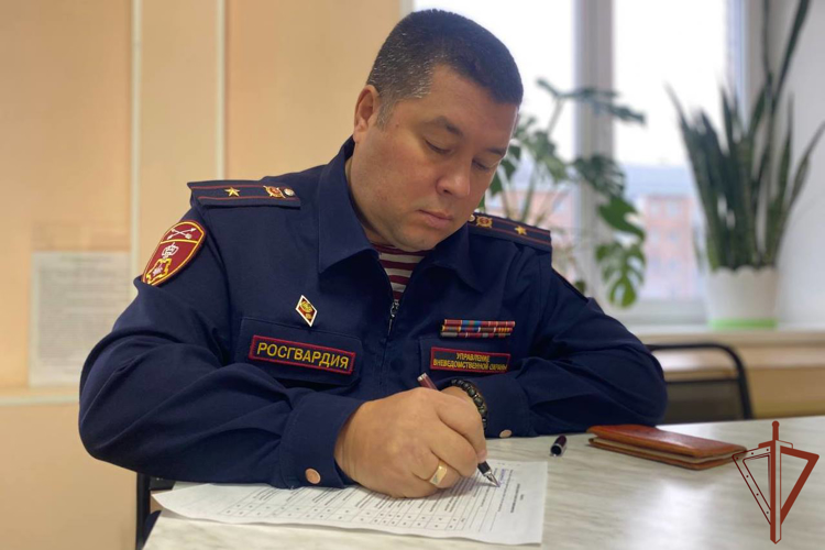 Ведомственную донорскую акцию поддержали росгвардейцы в Томске
