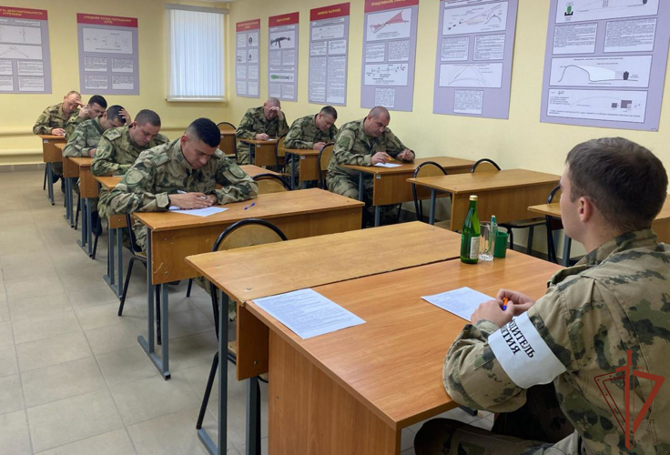 В Уральском округе Росгвардии подвели итоги конкурса «Лучший  старшина подразделения» 