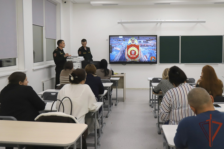 Патриотические и профориентационные мероприятия провели росгвардейцы на Урале