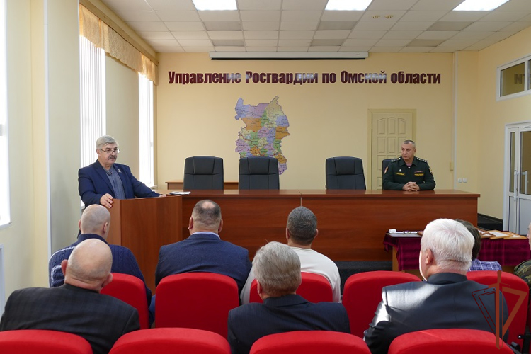 В Сибирском округе Росгвардии поздравили ветеранов войск правопорядка