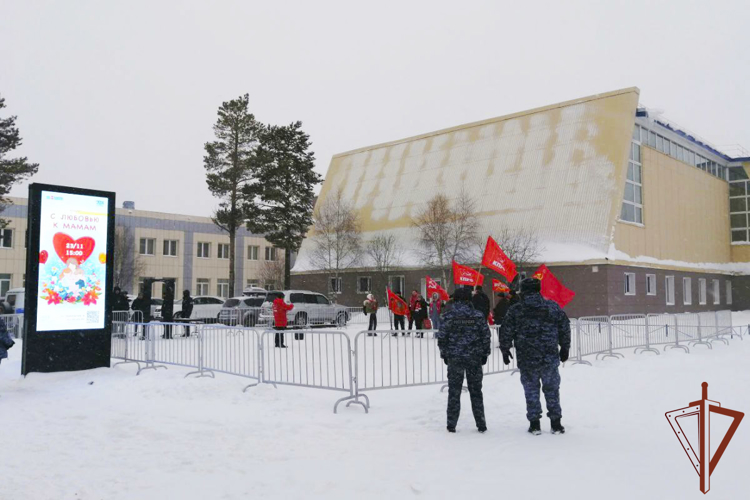 Росгвардия обеспечила безопасность крупных спортивных мероприятий на Урале в минувшие выходные