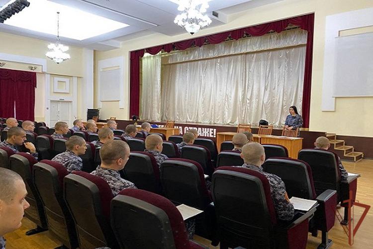  В Южном округе Росгвардии продолжается призывная кампания 