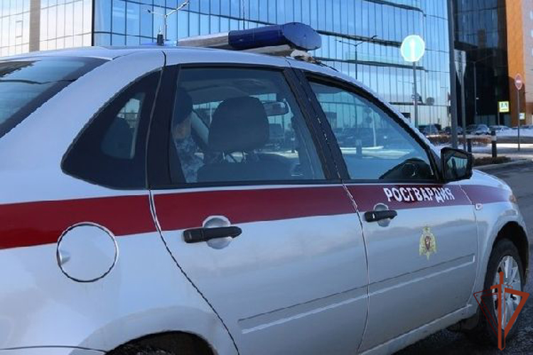 В Пензе сотрудники Росгвардии нашли и вернули родителям потерявшегося  мальчика (видео)