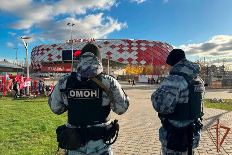 Росгвардейцы приняли участие в обеспечении безопасности во время проведения спортивных мероприятий в Москве