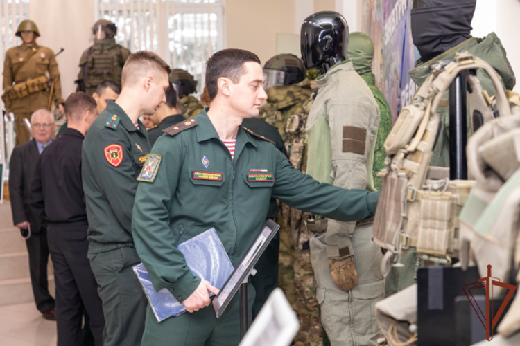 Слушателей Военно-инженерной академии познакомили с работой взрывотехников войск национальной гвардии 