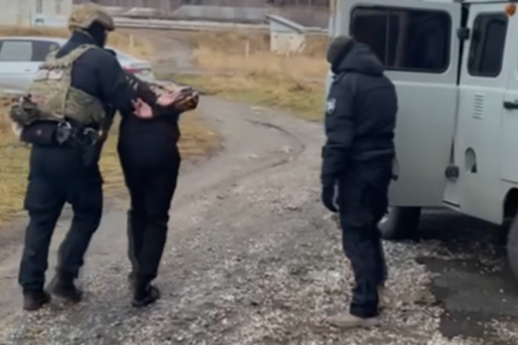 В Бурятии при содействии СОБР Росгвардиии задержан подозреваемый в покушении на похищение ребенка