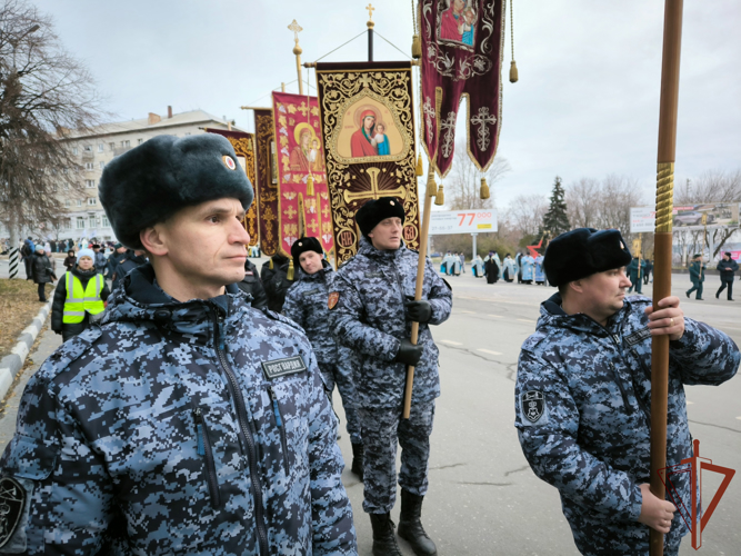 В Приволжье росгвардейцы приняли участие в мероприятиях ко Дню народного единства