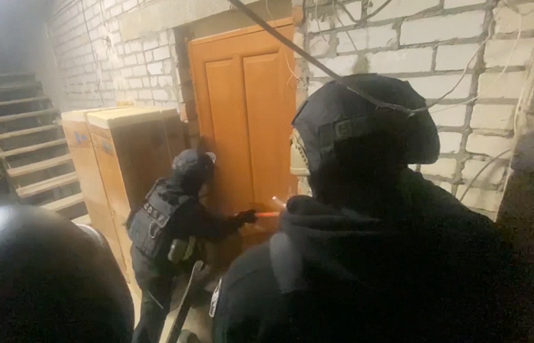 При силовой поддержке СОБР Росгвардии ликвидирована нарколаборатория в Волгограде