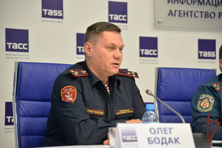 Росгвардейцы напомнили уральцам о правилах безопасности в новогодние праздники 