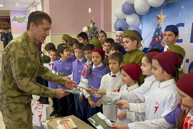 В Чеченской Республике росгвардейцы поддержали акцию «Письмо солдату»