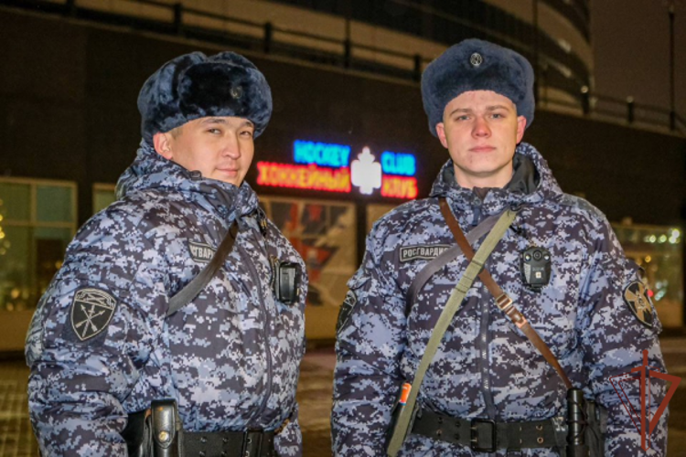 Безопасность матча КХЛ в Санкт-Петербурге обеспечили росгвардейцы