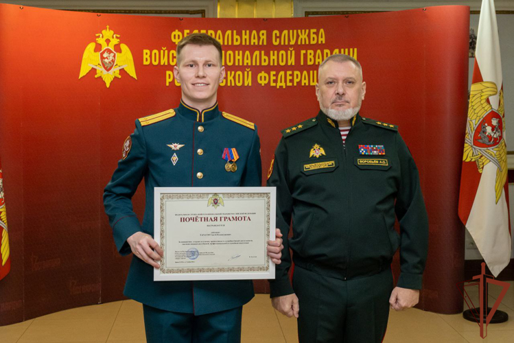 Заместитель директора Росгвардии генерал-полковник Алексей Воробьев поздравил личный состав и ветеранов с 30-летием создания подразделений по взаимодействию со СМИ (видео)