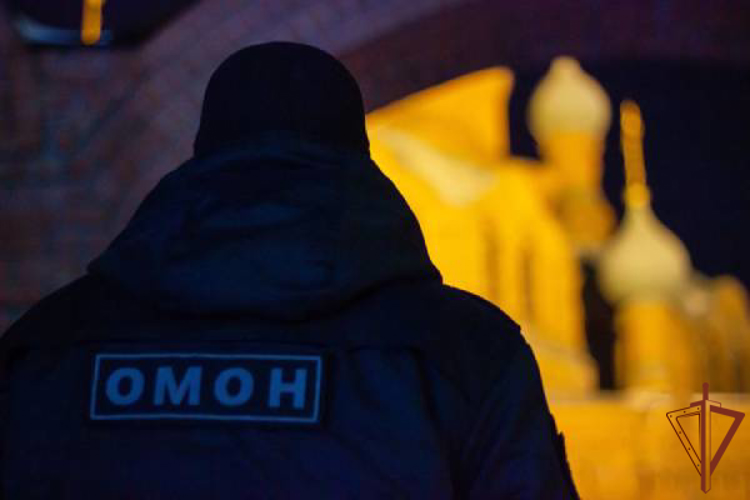 Сотрудники Росгвардии обеспечили безопасность праздника Рождества Христова на Урале