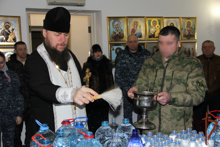В Объединенной группировке войск (сил) на Северном Кавказе состоялся молебен, посвященный празднику Крещения Господня
