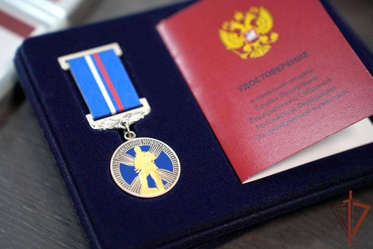Медали  Совета Федерации «За проявленное мужество» удостоен ученик подшефного Росгвардии класса в Запорожской области
