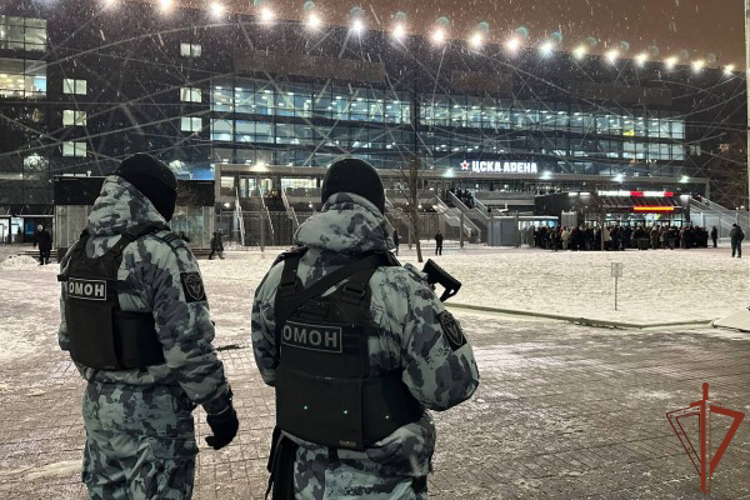 Росгвардейцы обеспечили безопасность матча КХЛ в Москве