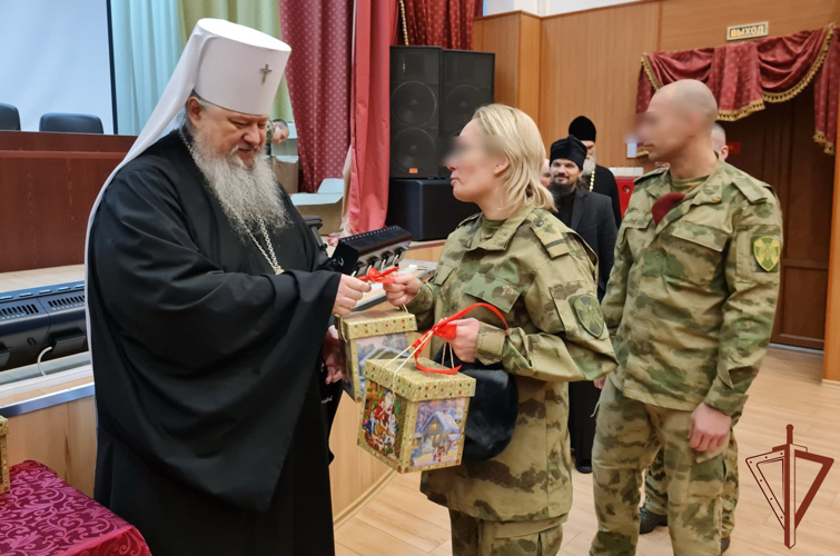 В Архангельске и Вологде росгвардейцы встретились с митрополитами