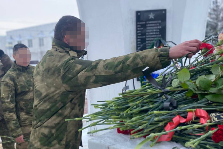 Военнослужащие «стальной» бригады Росгвардии почтили память воинов-интернационалистов в Белгороде