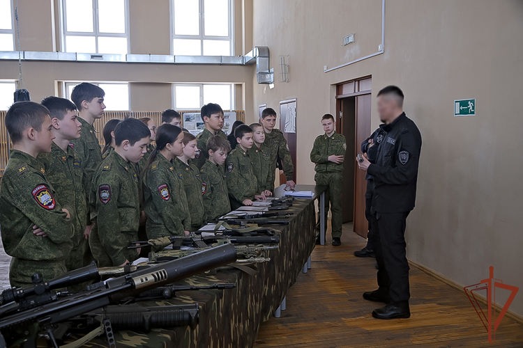 В Сибирском округе Росгвардии стартовала ведомственная акция «Неделя мужества», приуроченная ко Дню защитника Отечества