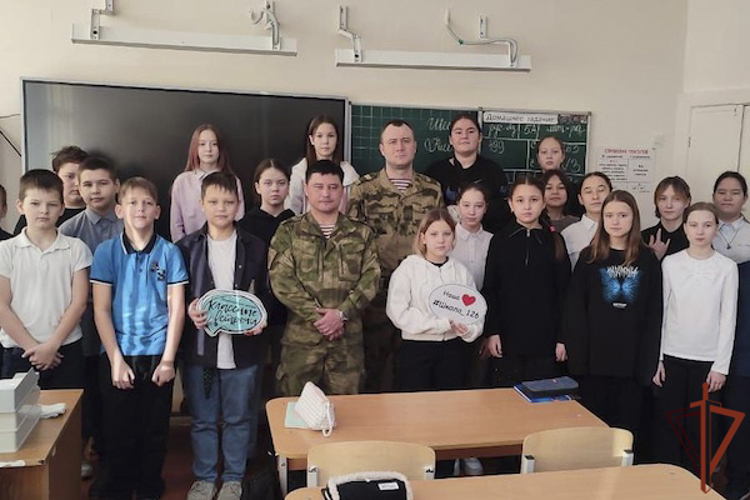 В преддверии Дня защитника Отечества в Уральском округе Росгвардии продолжаются патриотические мероприятия 