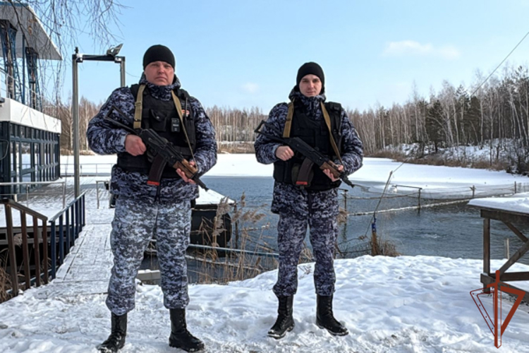 В Брянске росгвардейцы помогли почувствовавшему себя плохо мужчине мужчине