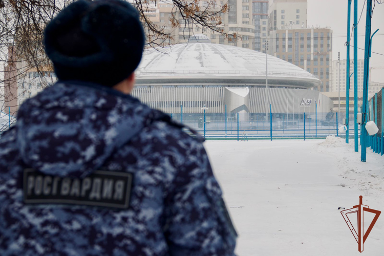 Сотрудники Росгвардии обеспечили безопасность патриотических и спортивных мероприятий на Урале