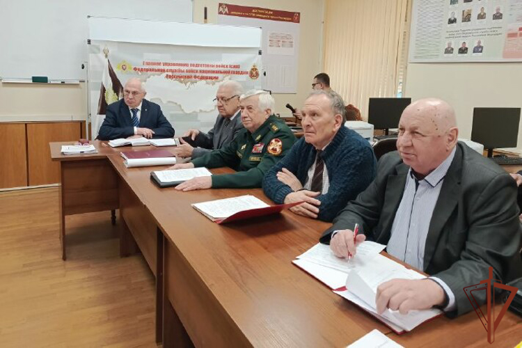 Более 60 ветеранам войск правопорядка вручены медали «80 лет Победы в Великой Отечественной войне 1941 – 1945 гг.»
