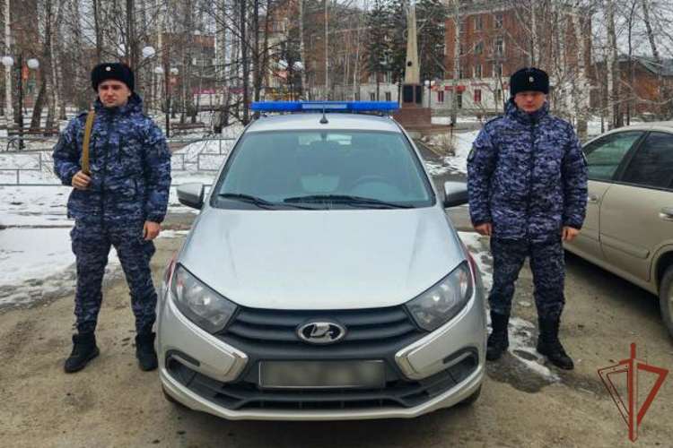 Росгвардейцы в Кузбассе вернули матери пропавшую 6-летнюю дочь