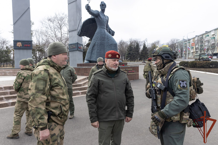 Заместитель директора Росгвардии генерал-полковник Алексей Воробьев проверил организацию служебно-боевой деятельности подразделений ведомства в ДНР (видео)