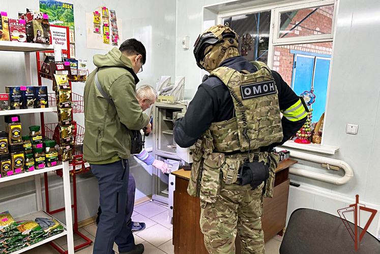При силовой поддержке спецназа Росгвардии пресечена реализация контрафактной табачной продукции в Калмыкии