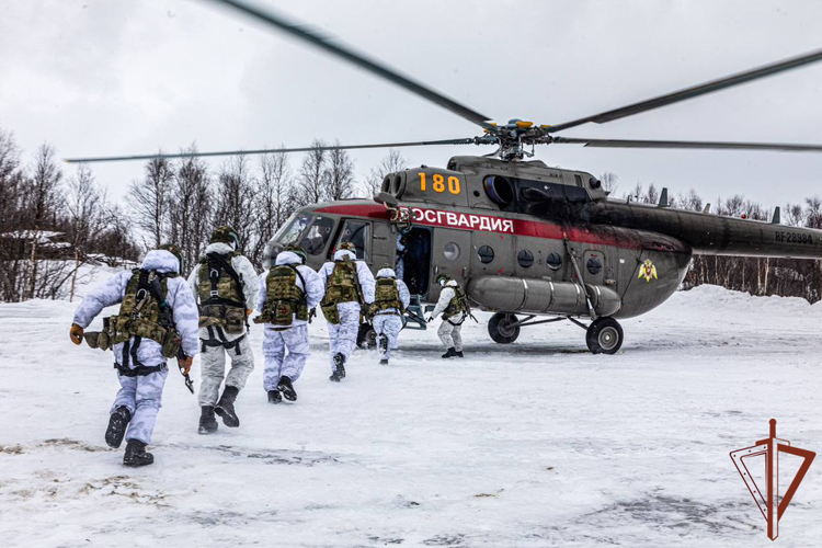Спецназ морского отряда Северо-Западного округа Росгвардии провел тренировку по поиску и обезвреживанию диверсантов (видео)