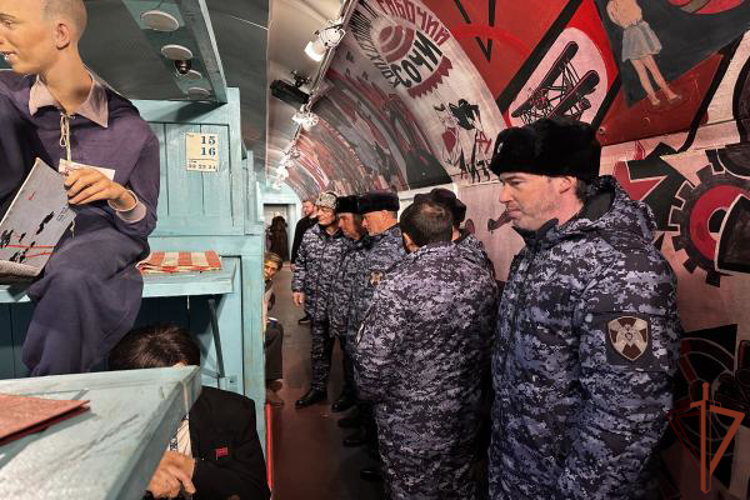 Росгвардейцы участвуют во встрече «Поезда Победы» на Северном Кавказе